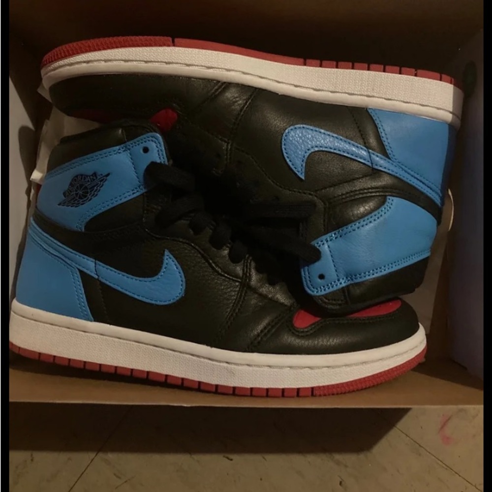 Unc to chi air Jordan 1s